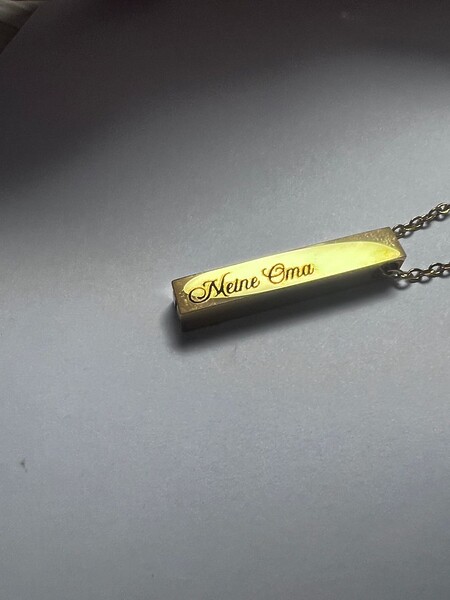 Urnenkette Barren Edelstahl Gold Vergoldet Erinnerungsschmuck Gedenkanhaenger Trauerschmuck Herrenschmuck Papakette Personalisiertegravur Namengravur Anhaenger Initialen Datum Individuelle Gravur Unikat