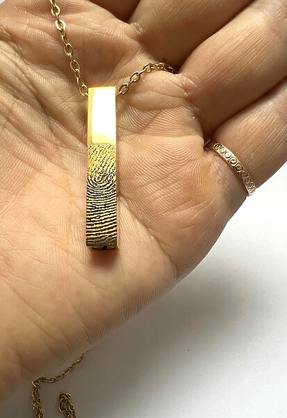 Edelstahl Barren Urnenschmuck Asche Befuellbar Vergoldet Gold Individuelle Gravur Kette Anhaenger Personalisiert Fingerabdruck Fingerprint Erinnerungsschmuck Trauer Gedenk