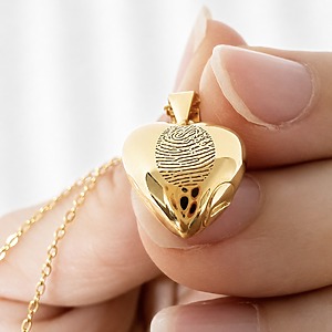 Fingerabdruck Herz Anhänger Gold Handgefertigt gravur personalisiert schmuck monamor