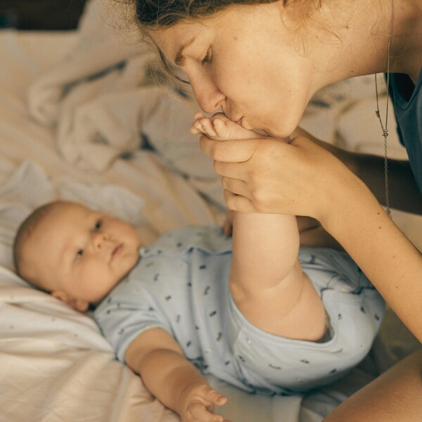 Fussabdruck Kette Anhaenger Mama Baby Geburt Momente Erinnerungen Trauerschmuck Sternenkinder Geschenke Taufe