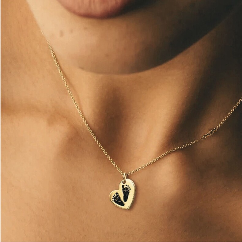 Hand Fussabdruckgravur Kinder Baby Individuelle Kette Erinnrungsschmuck Herz Trauerschmuck Sternenkinder