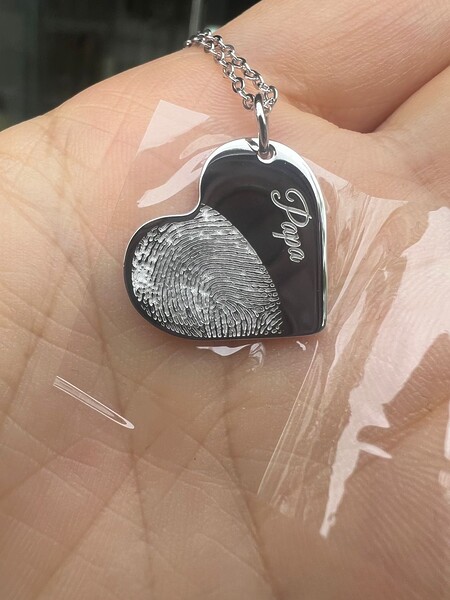 Namengravur 925 Silber Vergoldet Erinnerungsschmuck Gedenkanhaenger Trauerschmuck Herzkette Personalisiertegravur Fingerabdruckschmuck Fingerprint Fingerabdruckgravur Individuelle Gravur Unikat