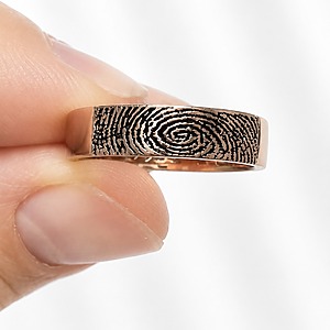 Ring Fingerabdruck Rosé Produktbild Gedenkschmuck gravur personalisiert schmuck monamor