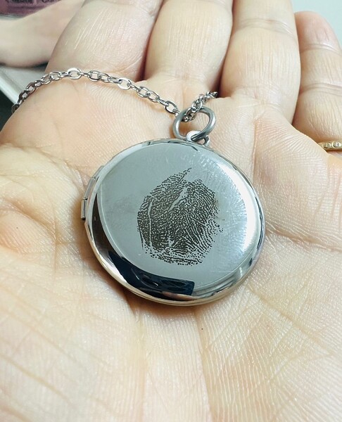 Silber Vergoldet Gold Kette Medaillon Fuss Handabdruck Personalisiert Fingerabdruck Fingerprint Erinnerungsschmuck Trauer Andenken Individuelle Fotogravur